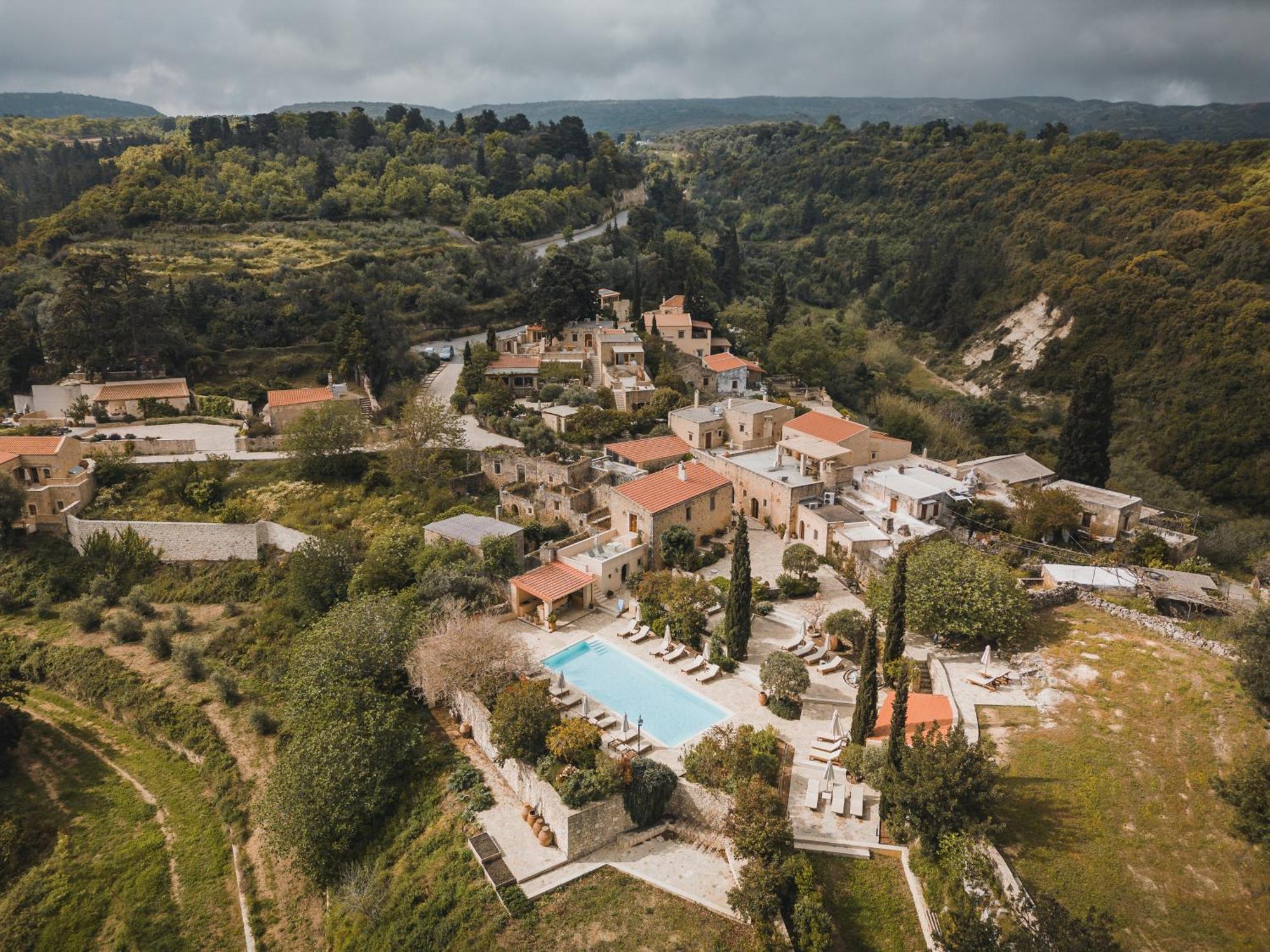 Kapsaliana Village Hotel Exterior foto